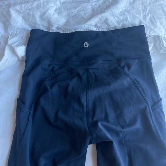 Navy lululemon leggings - Picture 3 of 4